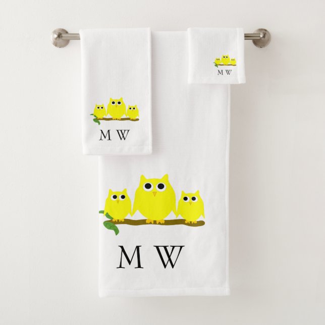 Conception de hiboux jaunes Monogrammée (En situation)