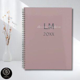 Conception de l'image de marque Monogramme Blush T