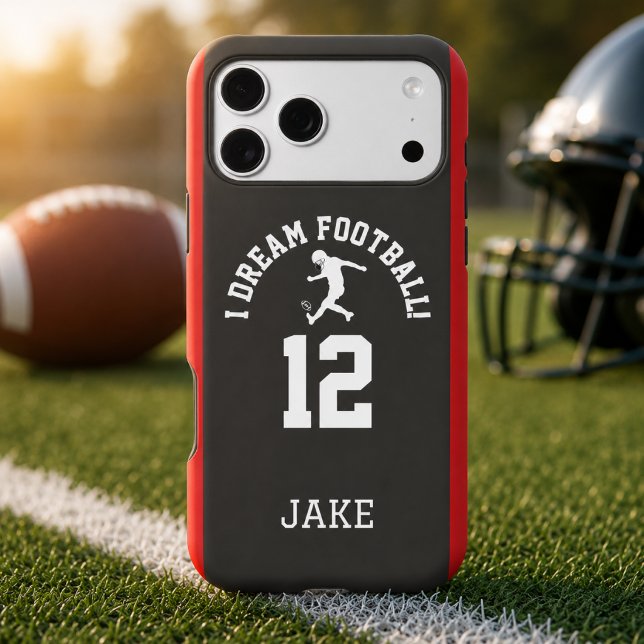 Conception de numéro de maillot d'équipe de footba (Football jersey phone case with player number and name on a football field)