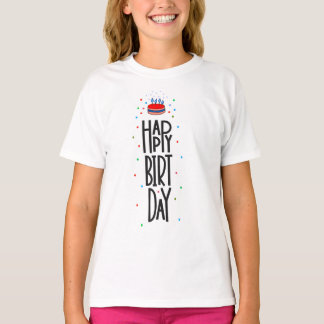 Conception de robe t-shirt pour anniversaire