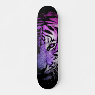 Conception de skateboard de tigres