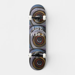 CONCEPTION DE SKATEBOARD PAR L'ARTISTE PAULA REILL