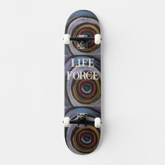 CONCEPTION DE SKATEBOARD PAR L'ARTISTE PAULA REILL