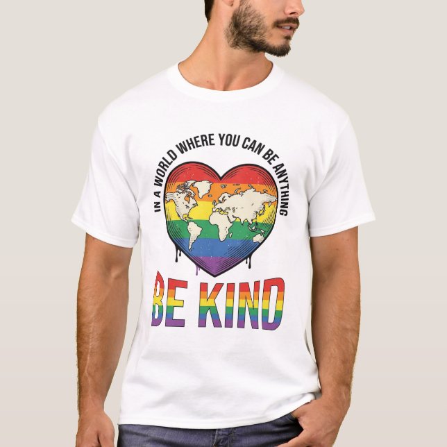 Conception de T-Shirt Vectoriel Cœur Arc-en-Ciel M (Devant)