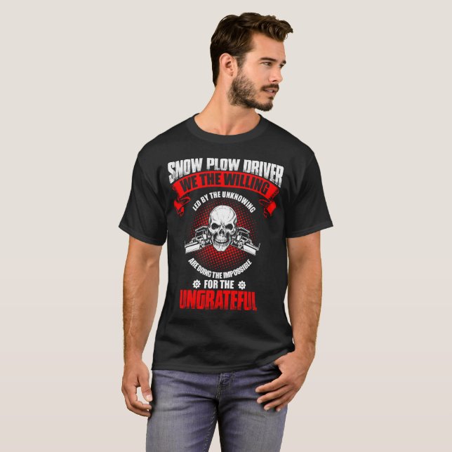 Conducteur de chasse-neige faisant le T-shirt (Devant entier)