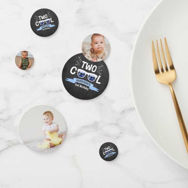 Confettis Deux garçons Cool Chalkboard 2e anniversaire (Groupe)