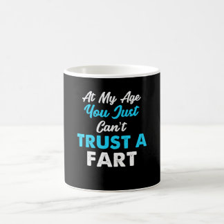 Confiance biseautée une conception de tasse de pet