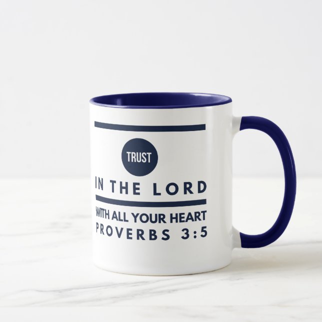Confiance de 3:5 de proverbes dans la tasse de (Droite)