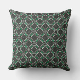 Conjoining Circle of Green Intersect on Gray Color Throw Pillow