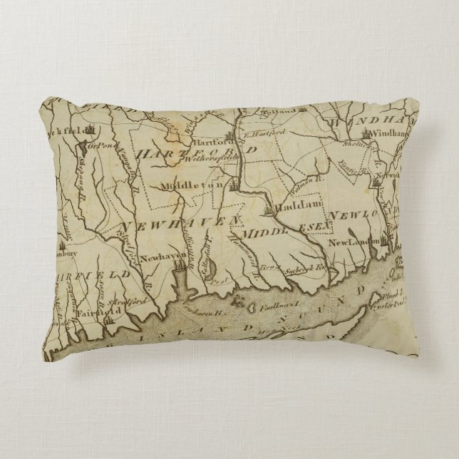 Connecticut 8 decorative pillow (Front)