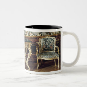 Console table and two armchairs, 1745 Two-Tone coffee mug