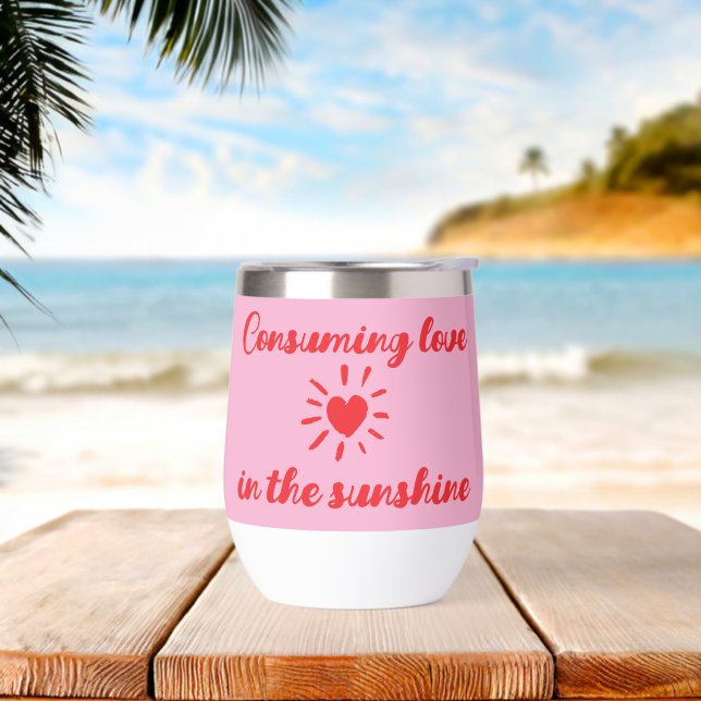 Consommer l'amour dans la bouteille d'eau solaire (Yoga)