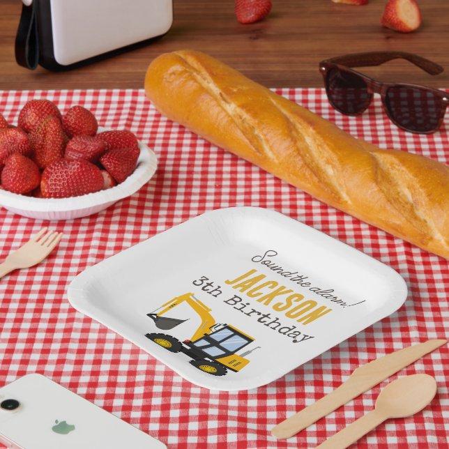 Construction Truck Birthday | Personalized Décor Paper Plate (Picnic)