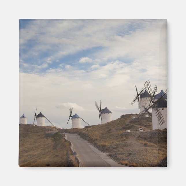 Consuegra, antique La Mancha windmills Magnet (Front)