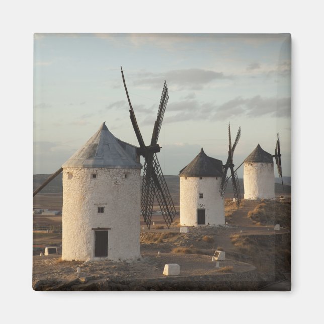 Consuegra, antique La Mancha windmills Magnet (Front)