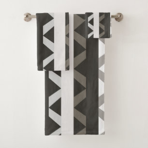 Contemporary Grey White Triangle Stripe Pattern Bath Towel Set
