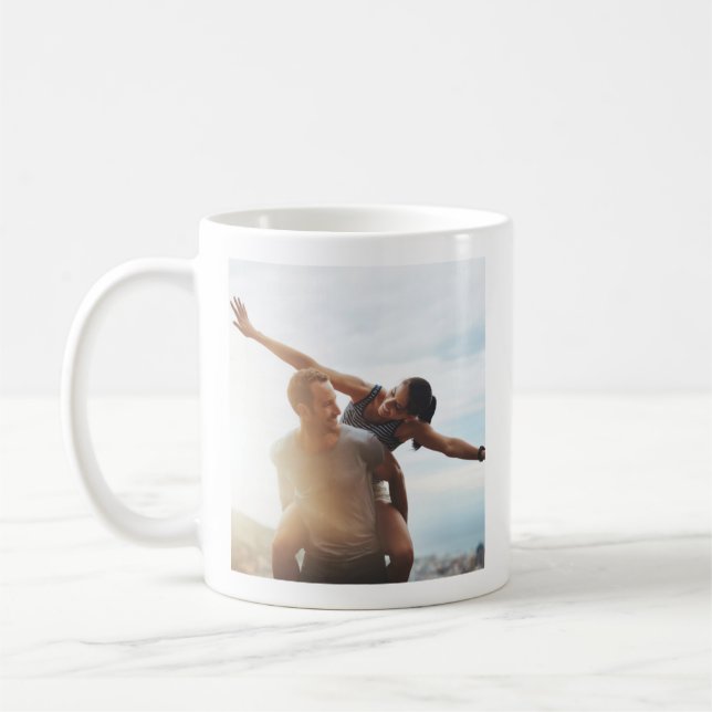 Contemporary Happy Couple Photo Mug (Gauche)