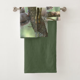 Contented Squirrel Bath Towel Set