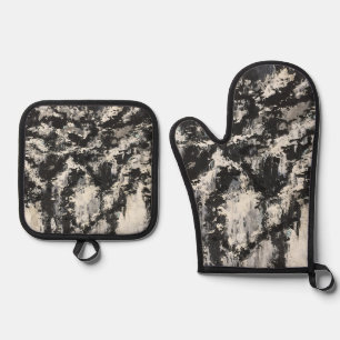 Contrasting Obsessions Oven Mitt and Pot Holders Oven Mitt & Pot Holder Set