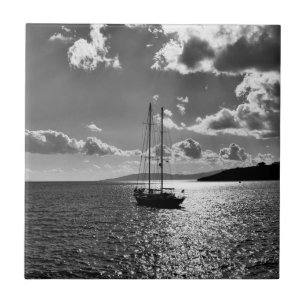 Cool æover yacht on sea tile