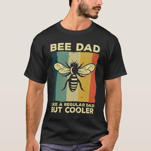 Cool Beekeeping Art Men Dad Bee Hive Keeping Honey T-Shirt (Front)