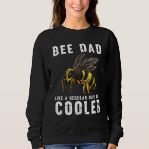 Cool Beekeeping Men Dad Bee Hive Keeping Honey Bee Sweatshirt