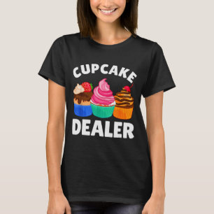 Cool Cupcake Costume For Men Women Baking Cupcake  T-Shirt