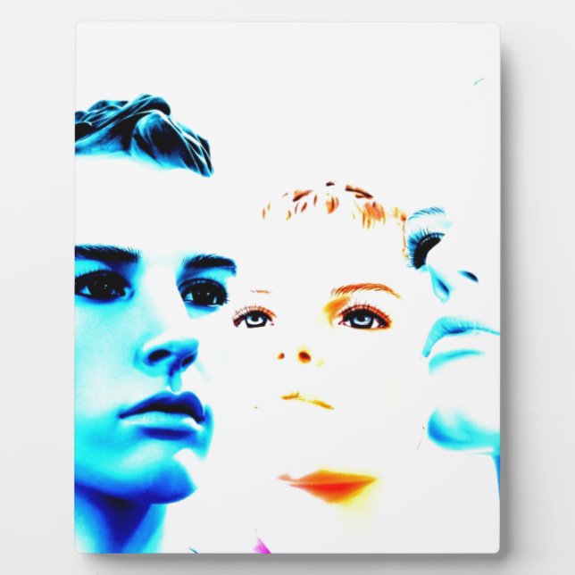 Cool faces (three) friends, minimalist design plaque (Front)