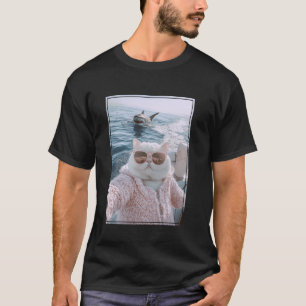 Cool Fat Cat Selfie on Yacht Boat with Shark Funny T-Shirt