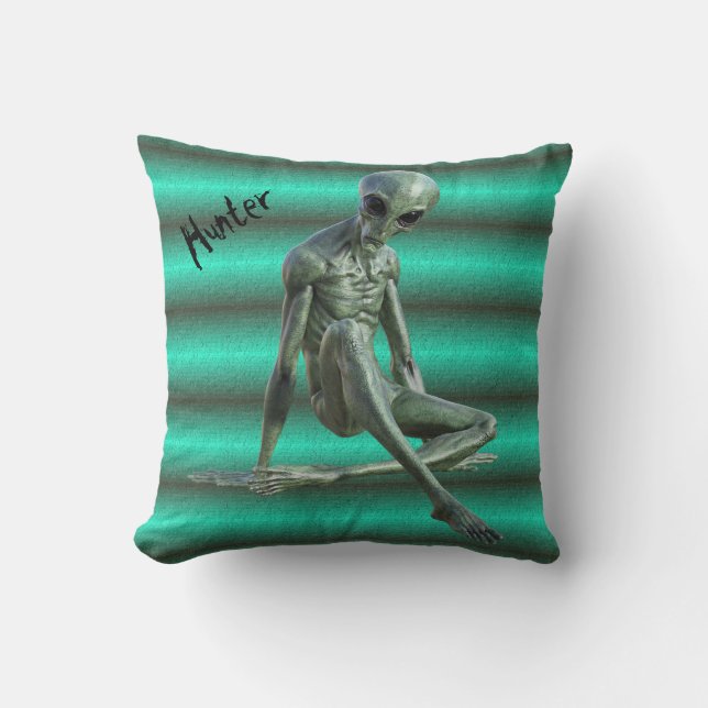 Cool Gray Alien Coussin (Recto)