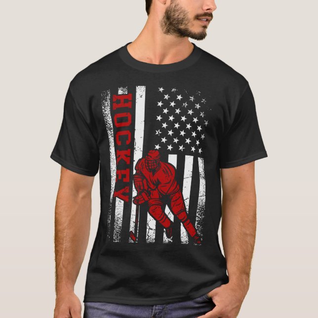 Cool Ice Hockey Player Distressed USA American Fla T-Shirt (Front)