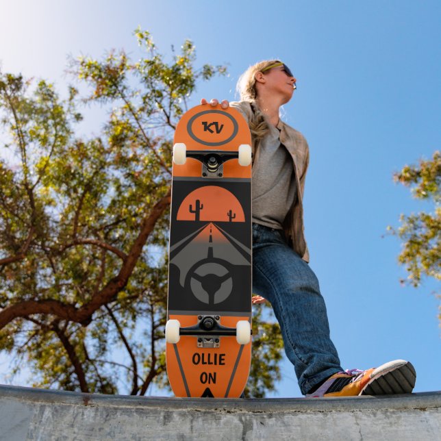 Cool Orange/Blk Monogramme "Ollie On" Skateboard (Extérieur 1)