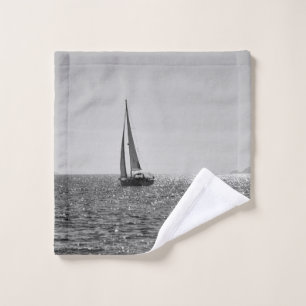 Cool photo moderne bateau à voile en été