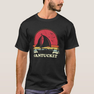 Cool Sailboat Vintage Boat Sailor MA Nantucket Sai T-Shirt