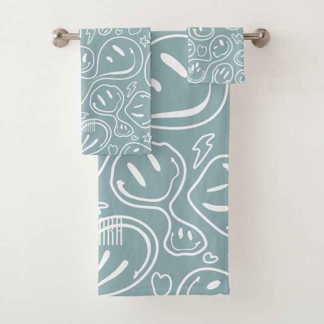 Cool Smiling Face Melting Smile Pattern Dusty Blue Bath Towel Set (Insitu)