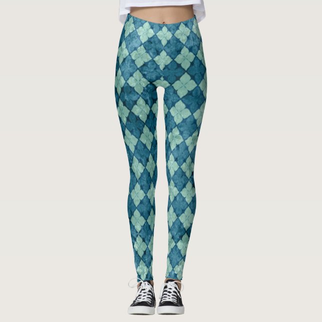 Cool Tiled Blue Quatrefoil Pattern Cute and Fun Leggings (Front)