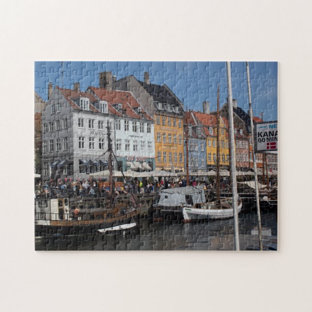 Copenhagen Puzzle (Horizontal)