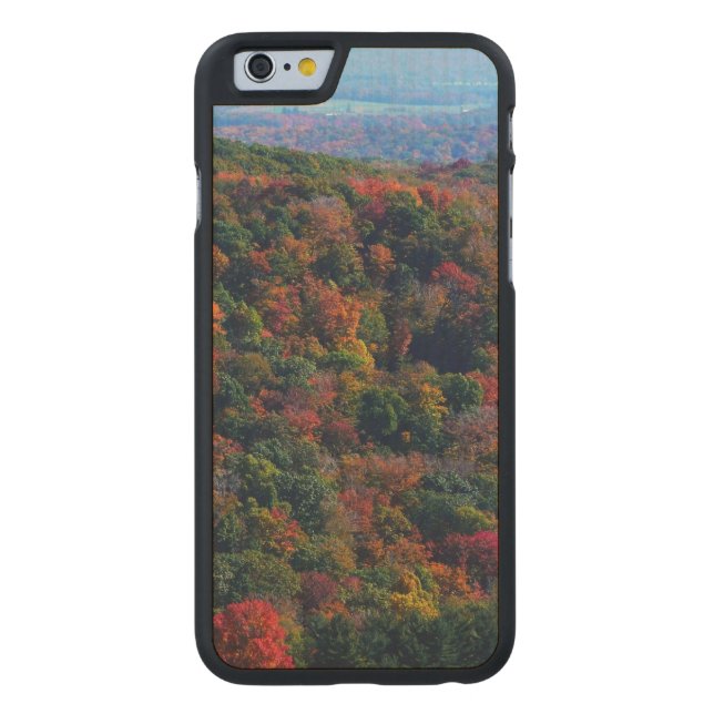 Coque Carved En Bois Pour iPhone Montagnes des Appalaches à l'automne (Dos)