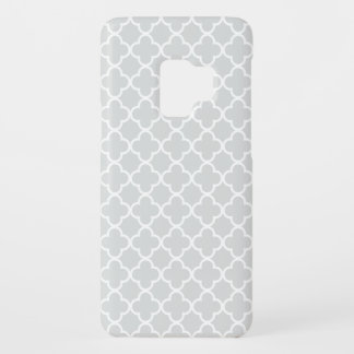 Motifs gris-clair et blancs de Quatrefoil