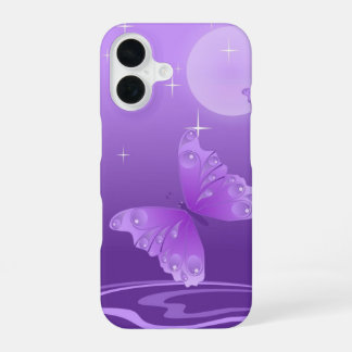 Coque iPhone 16 Papillon Violet sur le Lac Couvert de Rosée