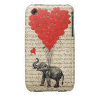 Éléphant et ballons en forme de coeur