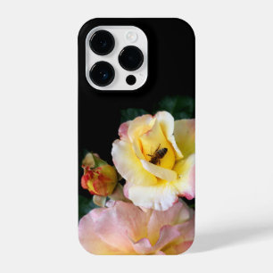 Coque Pour iPhone 14 Plus Abeille sur roses rose jaune Fleurs