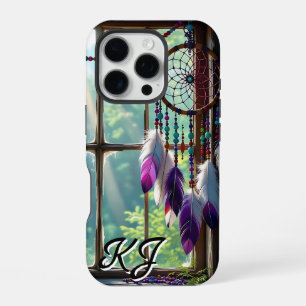 Coque iPhone 16 Pro Attrape-rêve Violet Bohème dans Fenêtre Monogrammé