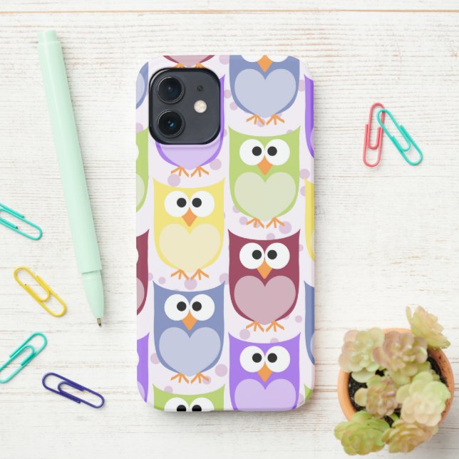 Coque iPhone Chouettes mignonnes, Chouette Motif, Chouettes pou (Sur le bureau)