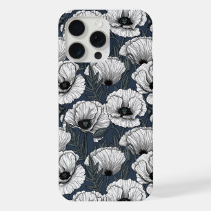 Coquelicots blancs sur fond bleu marine