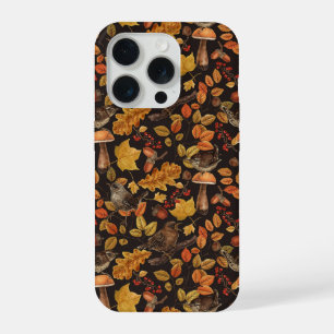 Feuilles d'automne, baies, champignons et roitelet