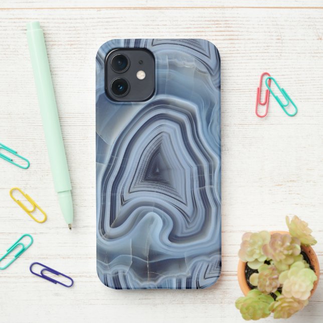 Coque iPhone Géode d'Agate Smoky Bleu (Sur le bureau)