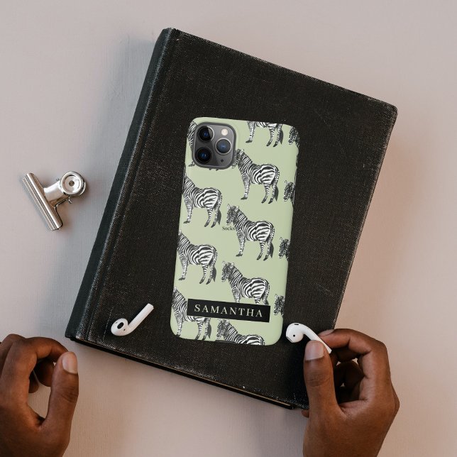 Coque iPhone Jungle Zebra Wild Motif & Nom personnalisé (Créateur téléchargé)