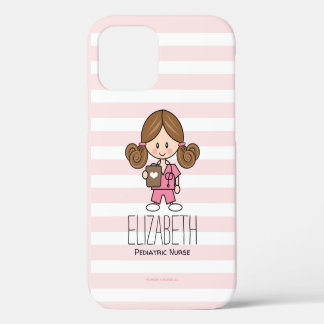 Coque iPhone 12 L'infirmière Brunette aux arbustes roses