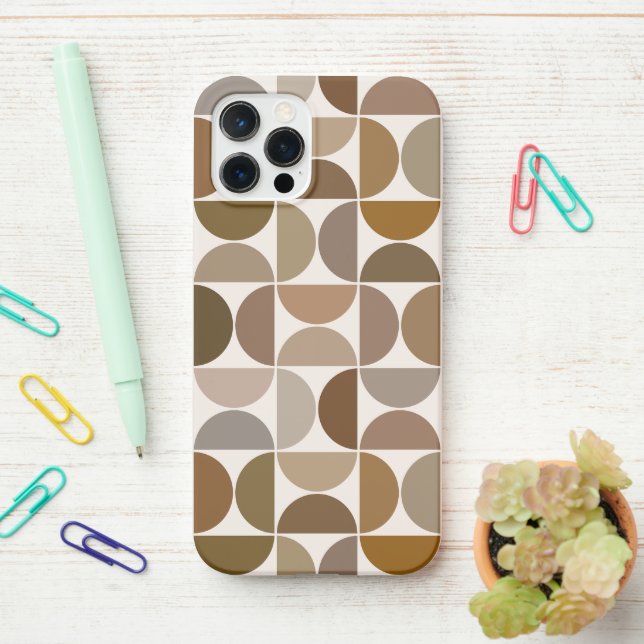 Coque iPhone MCM Semi-cycles Browns+Cream Big Motif (Sur le bureau)
